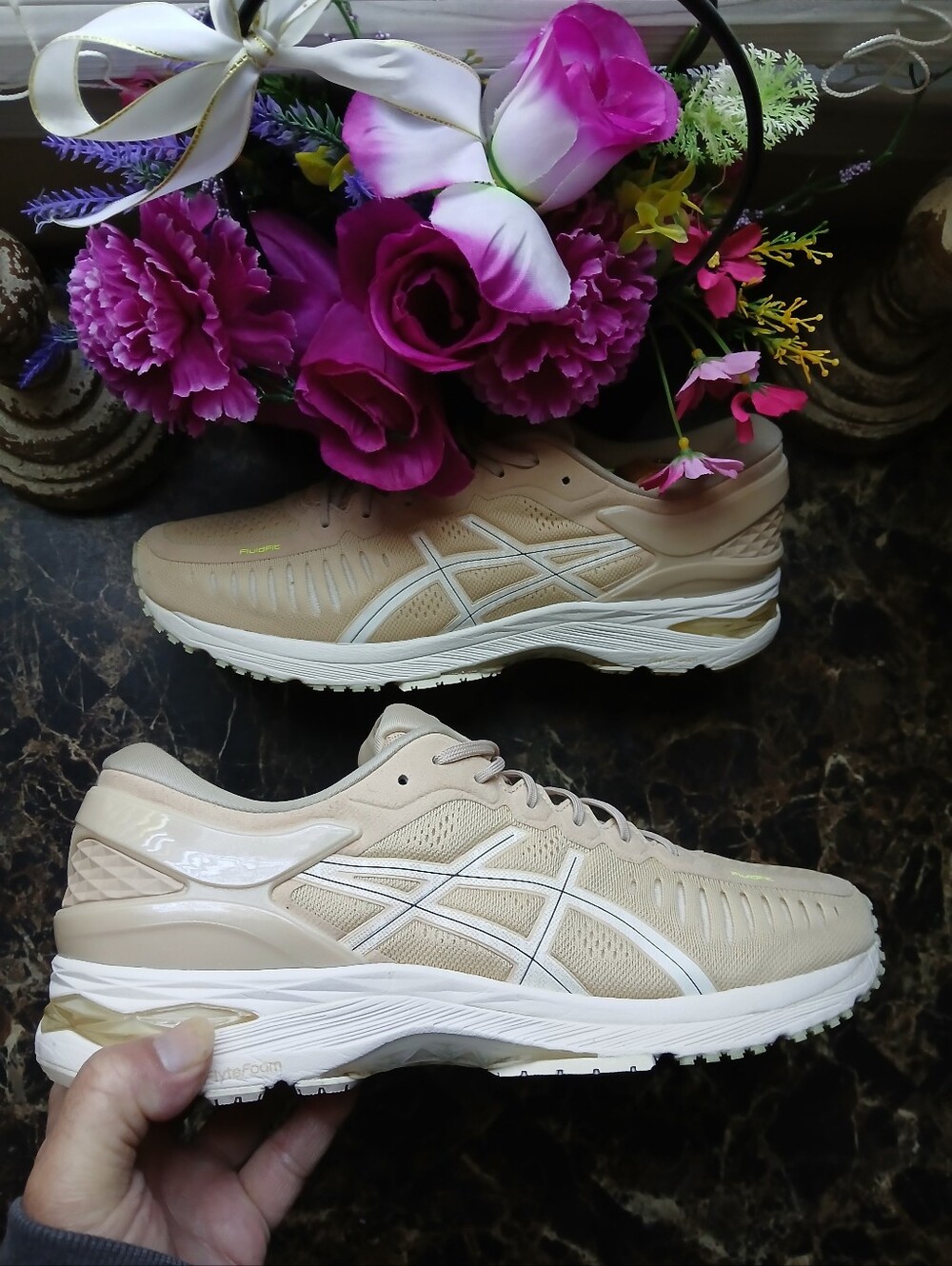 Asics Metarun Comfort/Athletic Medical Field Shoes Size 11.5 for Men